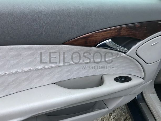 Mercedes-Benz E270 CDI · Ano 2002