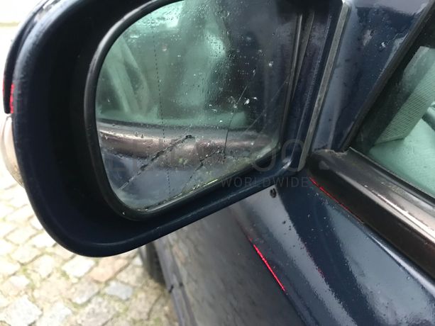 Mercedes-Benz E270 CDI · Ano 2002