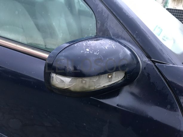 Mercedes-Benz E270 CDI · Ano 2002