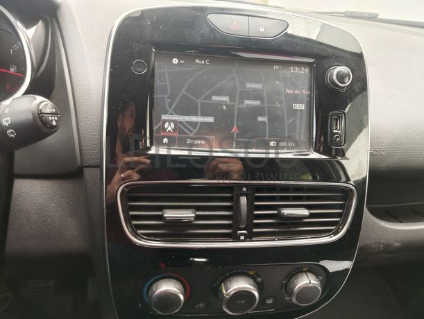 Renault Clio · Ano 2017