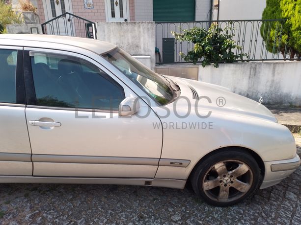 Mercedes-Benz · Ano 2000
