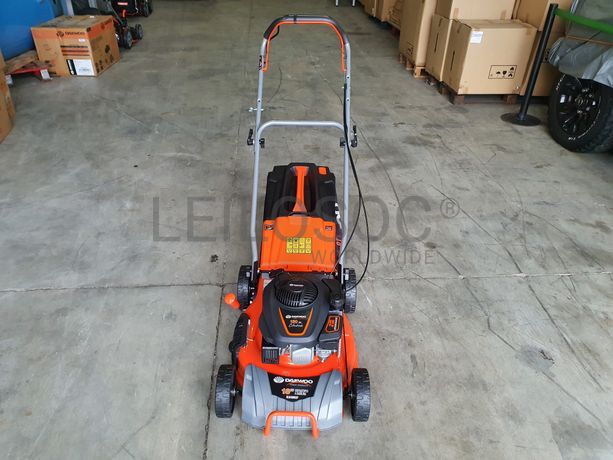 MÁQUINA CORTAR RELVA