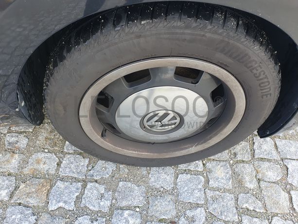 Volkswagen Beetle Cabrio · Ano 2013