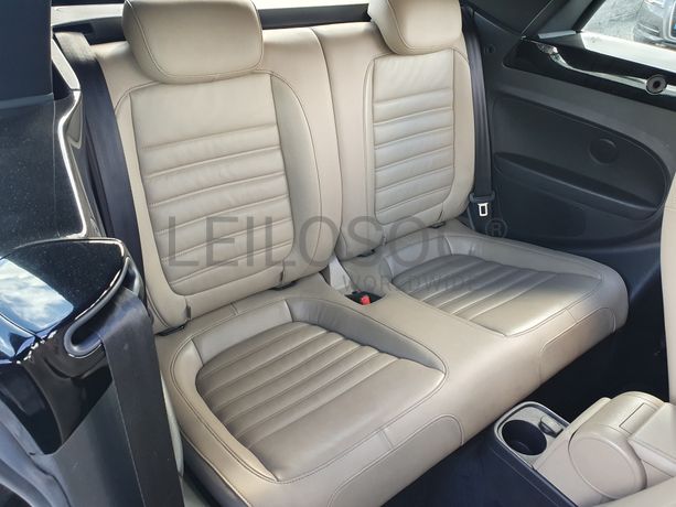 Volkswagen Beetle Cabrio · Ano 2013
