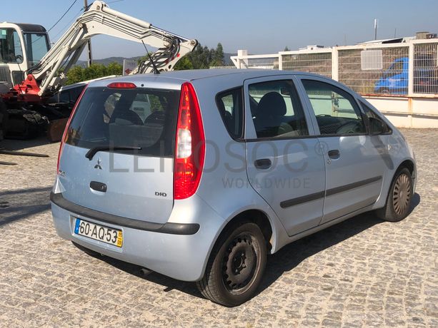 Mitsubishi Colt · Ano 2005