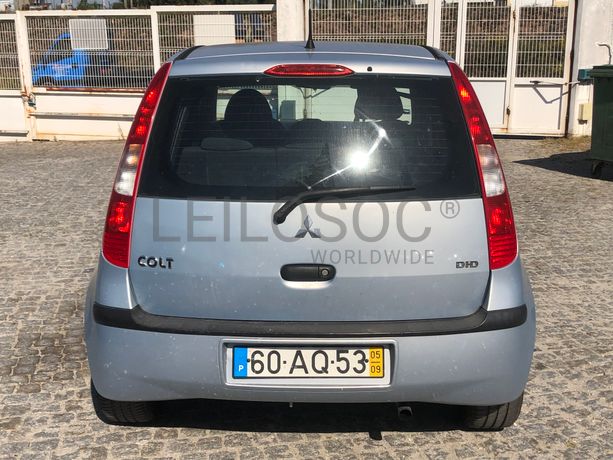 Mitsubishi Colt · Ano 2005