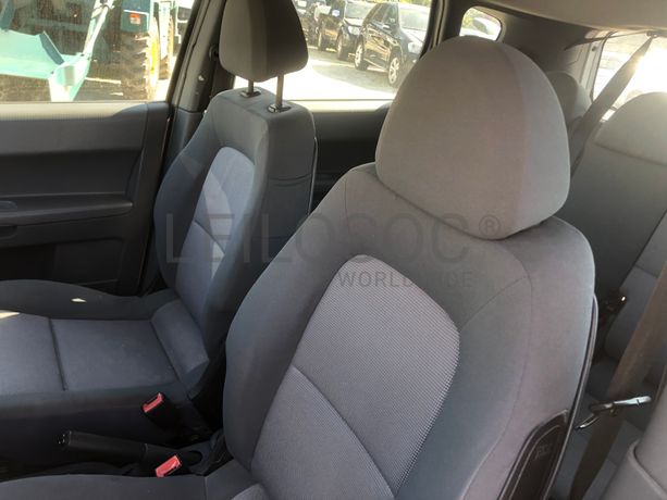 Mitsubishi Colt · Ano 2005