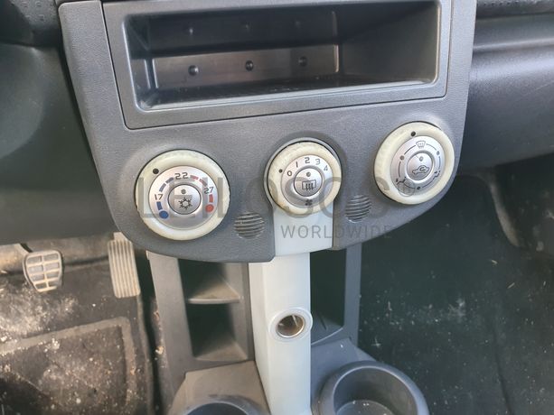 Misubishi Colt · Ano 2006