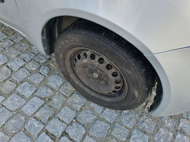 Misubishi Colt · Ano 2006