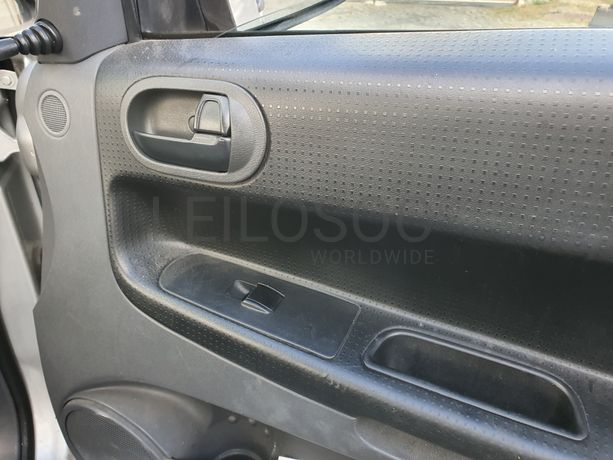 Misubishi Colt · Ano 2006