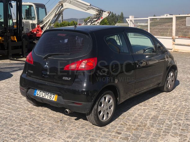Mitsubishi Colt · Ano 2007