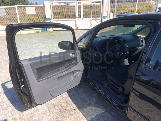 Mitsubishi Colt · Ano 2007