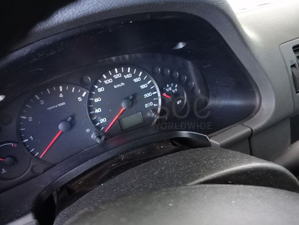 Ford Transit Connect · Ano 2006