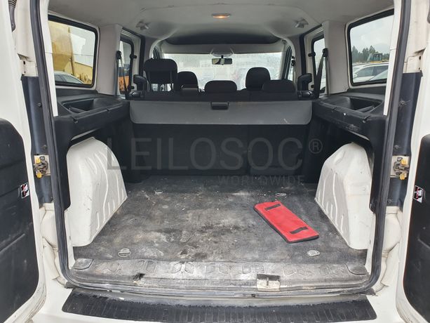 Fiat Doblo · Ano 2012