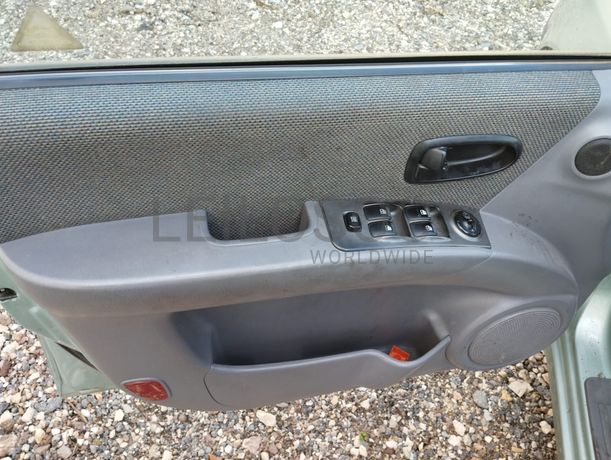 Hyundai Matrix 1.5 CRDI · Ano 2005