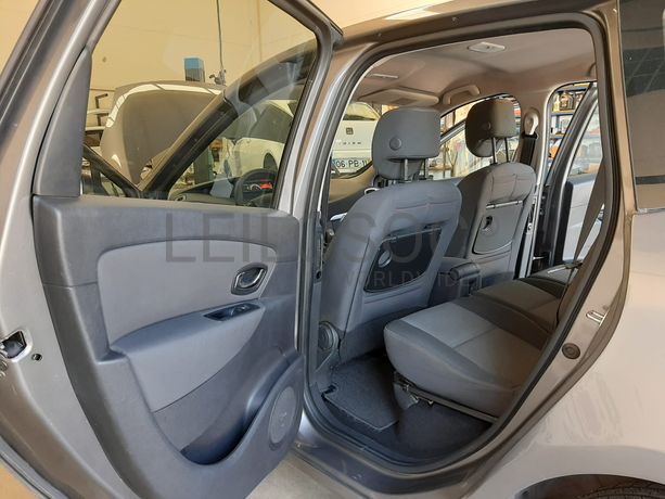 Renault Scénic 1.5 DCI · Ano 2014