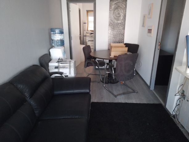 Material Informático e Mobiliário de Escritório