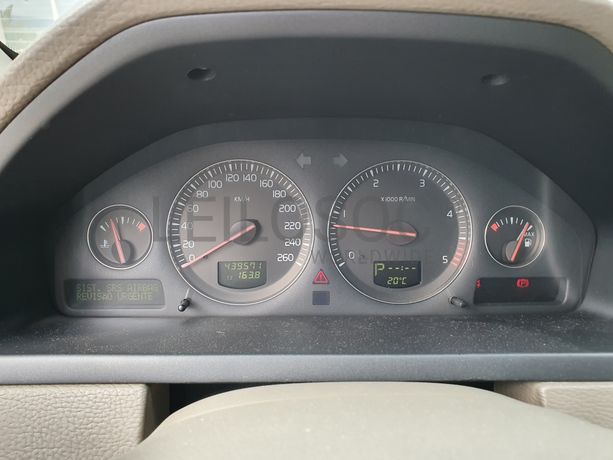 Volvo XC90 · Ano 2003