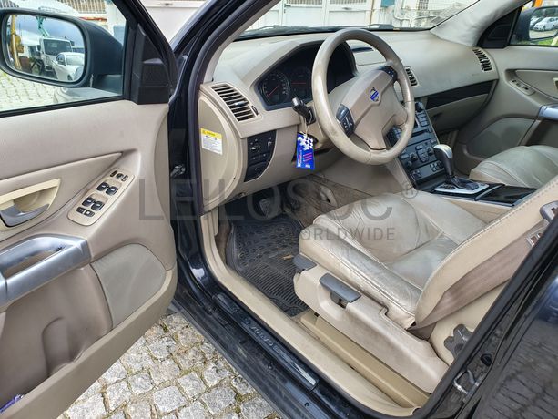Volvo XC90 · Ano 2003