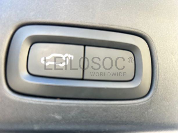 Volvo V90 D4 Inscription · Ano 2016