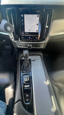 Volvo V90 D4 Inscription · Ano 2016