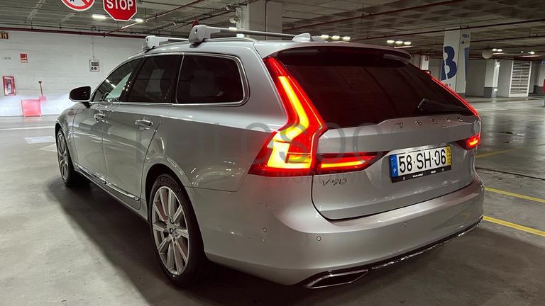 Volvo V90 D4 Inscription · Ano 2016