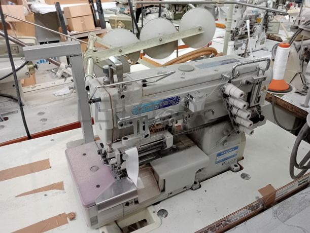 Máquinas de ponto corrido · Máquina de recobrimento