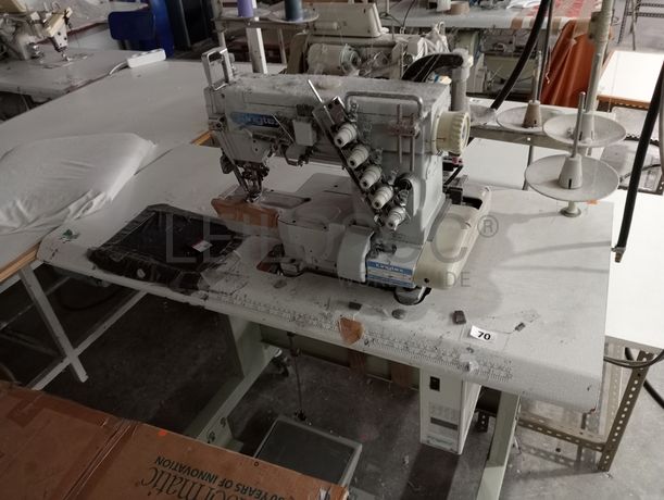 Máquinas de recobrimento + Máquina de corte e cose