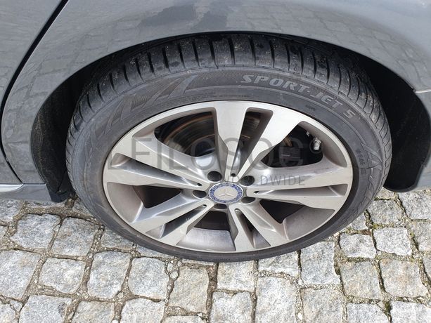Mercedes-Benz C350 · Ano 2017