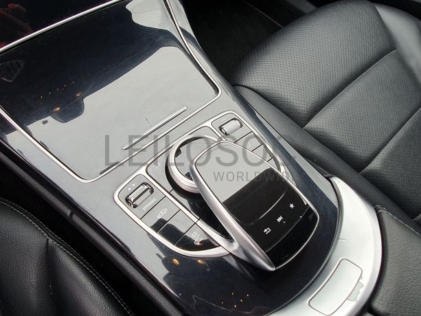 Mercedes-Benz C350 · Ano 2017