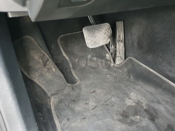 Mercedes-Benz C220 · Ano 2015