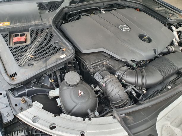 Mercedes-Benz C220 · Ano 2015