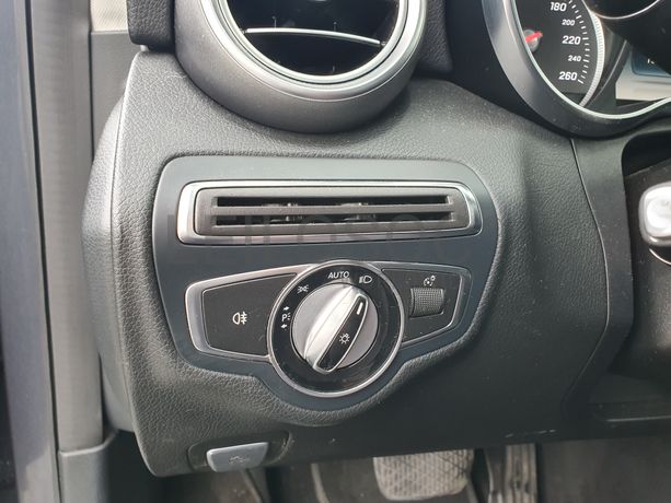 Mercedes-Benz C220 · Ano 2015