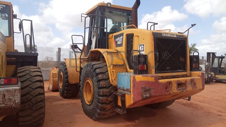 Pá carregadeira CAT966H