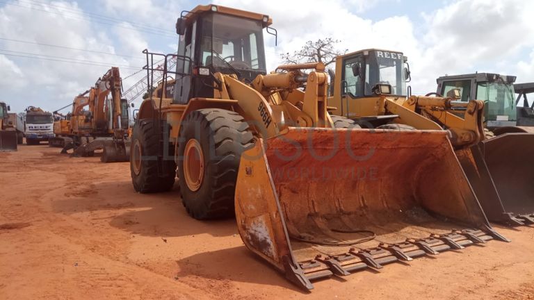 Pá carregadeira CAT966H