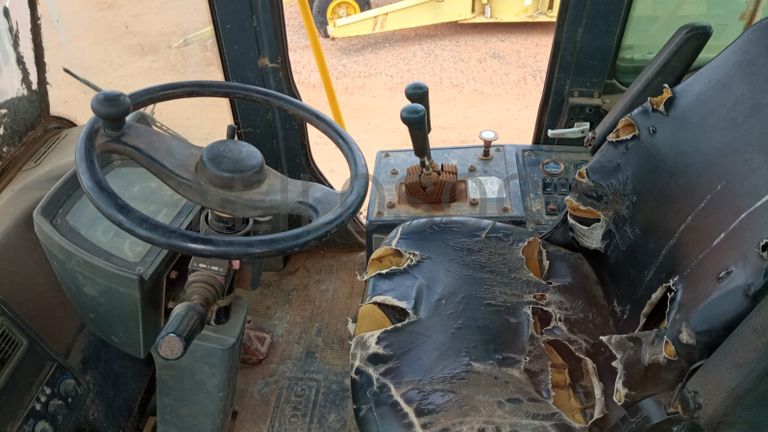 Pá carregadeira LiuGong ZL50CNX