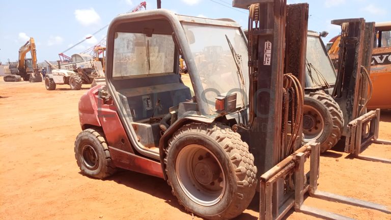 Empilhadeira Manitou