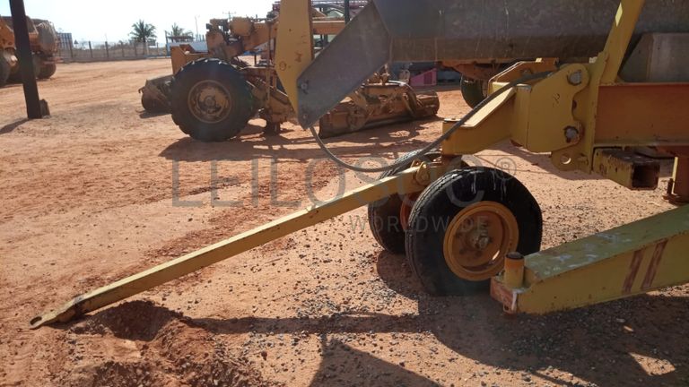 Grua com cargas distribuidas