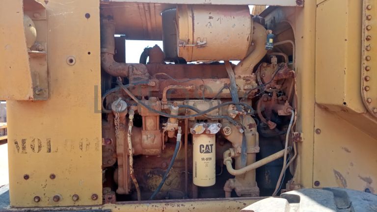 Pá carregadeira Caterpillar