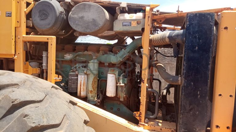 Pá carregadeira Volvo, L150E