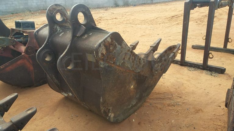 Balde escavadeira 1m