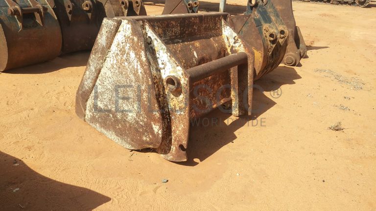 Tilt Ditch Cleaning Bucket 24 "