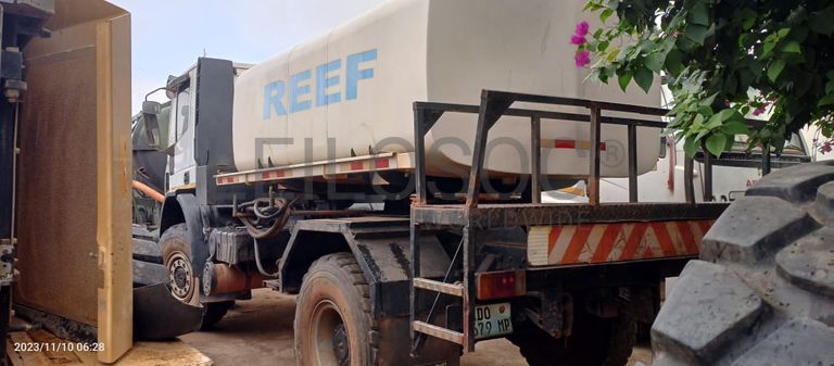 Camião de marca Iveco