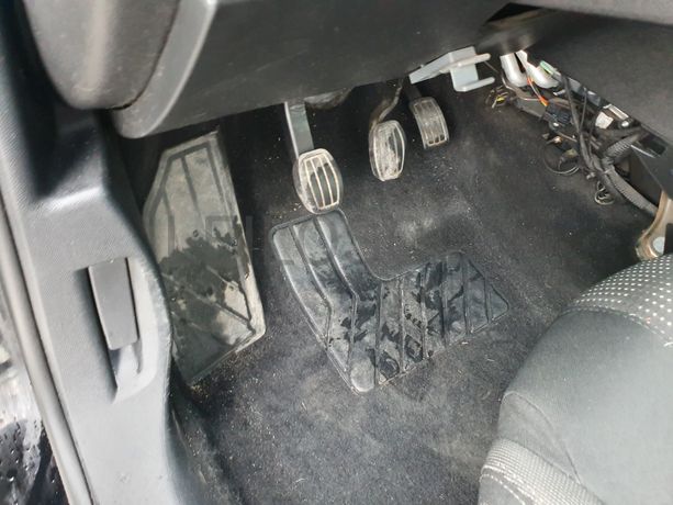 Peugeot 308 · Ano 2014