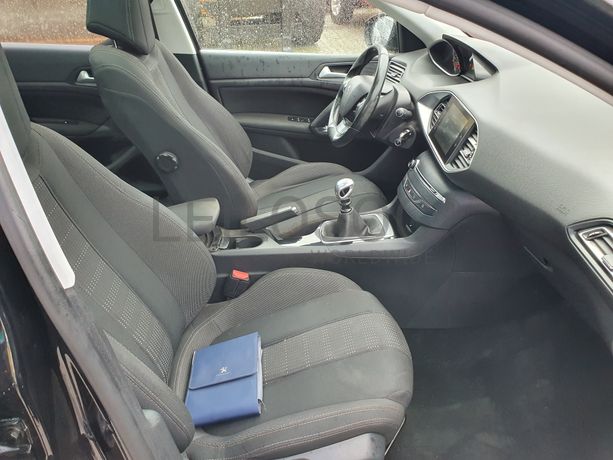 Peugeot 308 · Ano 2014