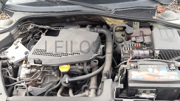 Renault Laguna 1.9 DCI · Ano 2002