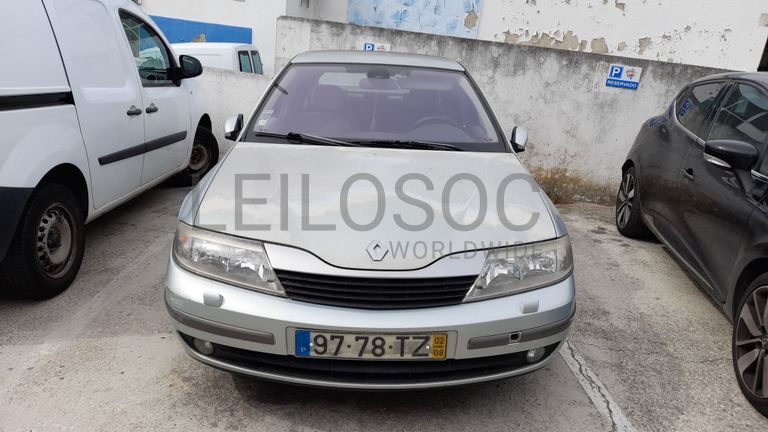 Renault Laguna 1.9 DCI · Ano 2002
