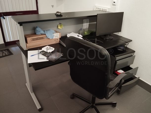 Equipamentos de Escritório · Diversos