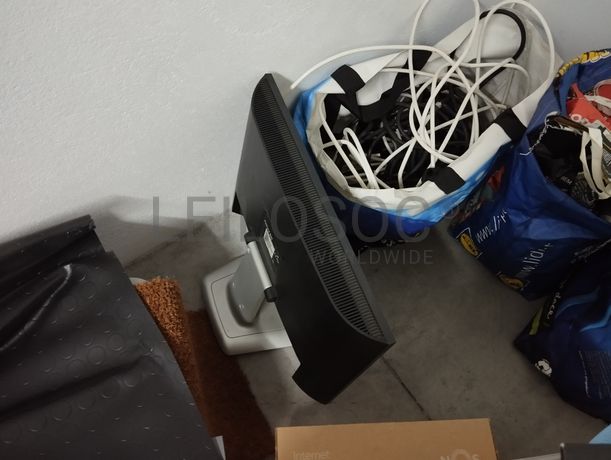 Equipamentos de Escritório · Diversos