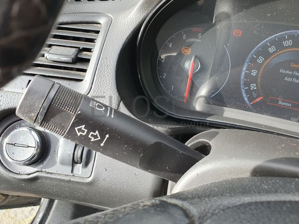 Opel Insígnia Sports Tourer SW · Ano 2014